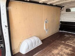 RENAULT Trafic 2.0 dCi 120 T29 L2H1 Comfort LED Navi AHK