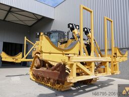 Caterpillar D8T Pipe carrier