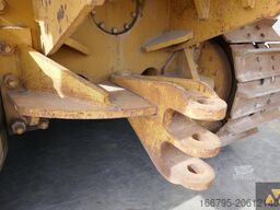 Caterpillar D8K Pipe carrier