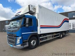 VOLVO FM330