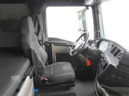 MAN TGX 18.470 / 2022 / Curtainsider 19 EPAL