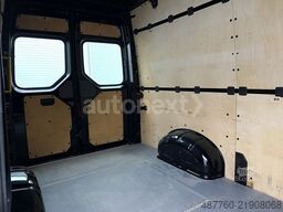 VW Crafter 35 Aut. *AHK 3,0t* LED+ACC+Kamera (3930)