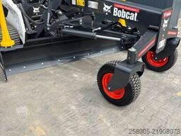BOBCAT T 76 mit Grader 96