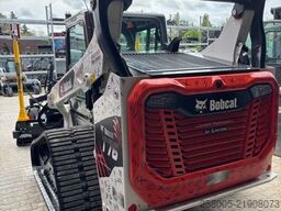 BOBCAT T 76 mit Grader 96