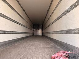 KRONE SZ - Mega Koffer mit Rampenhalterung