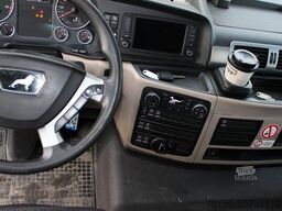 MAN TGM 18.320 4x2 BL Edscha/Stahltransporte Nr: 940