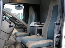 VOLVO FL 210 4x2 BL - Edscha fähig - Nr.: 451