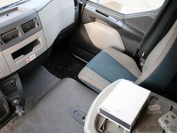 VOLVO FL 210 4x2 BL - Edscha fähig - Nr.: 451