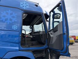 Renault T440 4x2 / Swiss-Vehicle