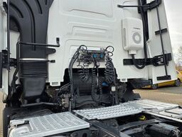 RENAULT T520 / Kipphydraulik / Nebenabtrieb / 6E