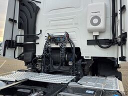 RENAULT T520 / Kipphydraulik / Nebenabtrieb / 6E