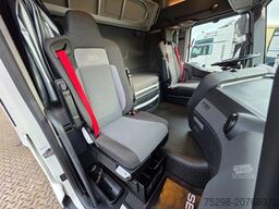 RENAULT T520 / Kipphydraulik / Nebenabtrieb / 6E