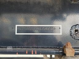 SCHMITZ CARGOBULL Gotha APR 18 / Baustoff