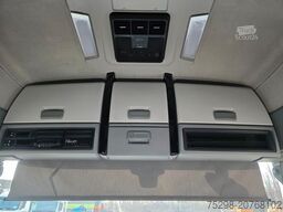 RENAULT T520 / Kipphydraulik / Nebenabtrieb