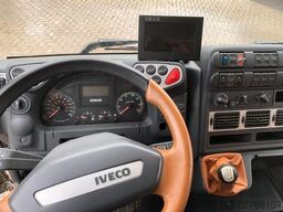 IVECO M752 3-4 Pferde kl. Wohnung.