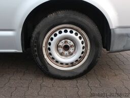 VOLKSWAGEN T5 Transporter Kasten/Klima/AHK/1. Hand/FN: 38