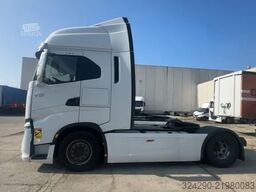 Iveco s-way 570