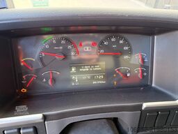 Volvo FM 330 19T FRIGO - CARRIER SUPRA 950MT + LIFT -...