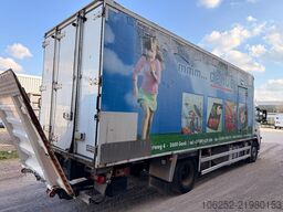 Volvo FM 330 19T FRIGO - CARRIER SUPRA 950MT + LIFT -...