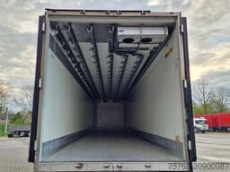 SCHMITZ CARGOBULL SCB*S3B - Frigo Carrier Vector 1950 - Hooks/Roh...