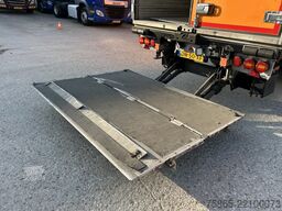 SOR Iberica SOR-S3E / Carrier Vector 1550 / Kuhl Koffer / L...