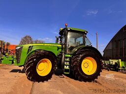 John Deere 8320 R