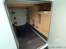 WEINSBERG CaraSuite 650 MEG Autom SAT / Navigation / Marki