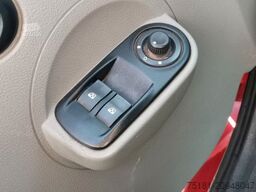 RENAULT Master 2.5DCI KIPPER 3,1M/ AHK