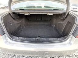 MERCEDES-BENZ E 220 CDI* AT* AIRMATIC* LED LIGHTS