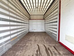 MERCEDES-BENZ Sprinter 513CDI KOFFER 8PAL/ LBW/ BIS 3,5T