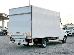 MERCEDES-BENZ 412D KOFFER 3,7M/ LBW/ BIS 3,5T