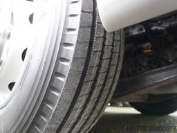 MAN TGX 26.480 / 6x2 / BDF Igloocar