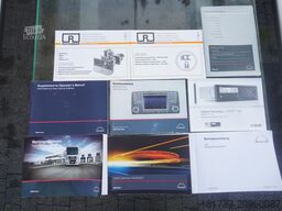 MAN TGX 26.480 / 6x2 / BDF Igloocar