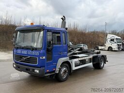 Volvo FL 220 HAAKARMSYSTEEM