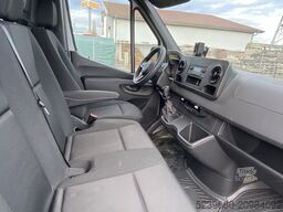 Mercedes-Benz Sprinter 317