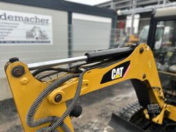 CATERPILLAR 301.8