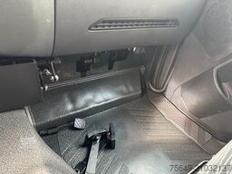 Mercedes-Benz Arocs 1827/30 A 4x4 Arocs 1827/30 A 4x4, Fahrschule, mehrfach vorhanden!