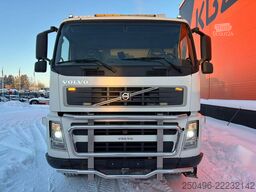Volvo FM 300 6x6 FOR SALE AS CHASSIS / ONLY 189215 km !