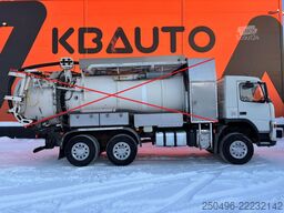 Volvo FM 300 6x6 FOR SALE AS CHASSIS / ONLY 189215 km !