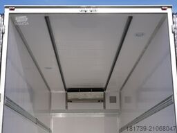 Mercedes-Benz Actros 2548 E6 / GIGA / Cab Lounge chair