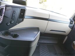 Mercedes-Benz Actros 2548 E6 / GIGA / Cab Lounge chair