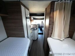 KNAUS L!VE WAVE 700 MEG sehr gepflegt  / viel Stauraum