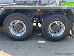 Iveco Trakker AD260T36 6x4 Hiab 24 Tonmeter laadkraan