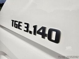 M.A.N. TGE 3.140 Bakwagen laadklep !