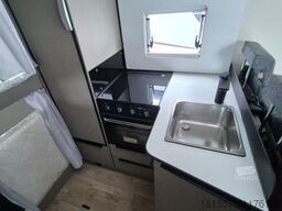 BÜRSTNER Campeo TD 676 G