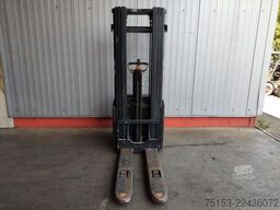 Crown ES 4000 1.6TT