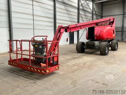 JLG 800 AJ
