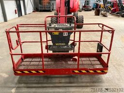 JLG 800 AJ