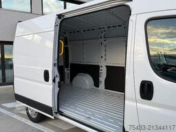 Opel MOVANO 35L2H2 140