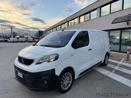 Peugeot EXPERT L2H1 2.0 120 EAT 8
